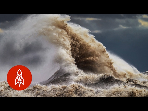 Photographing Liquid Mountains | That&#039;s Amazing