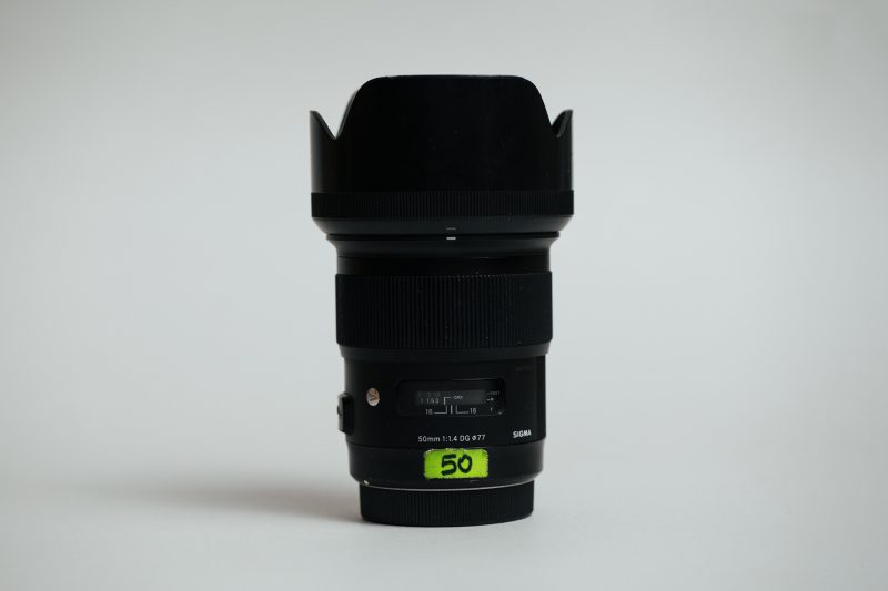 Sigma 50mm Art nach der Behandlung mit Armorall Tiefenpfleger Seidenmatt