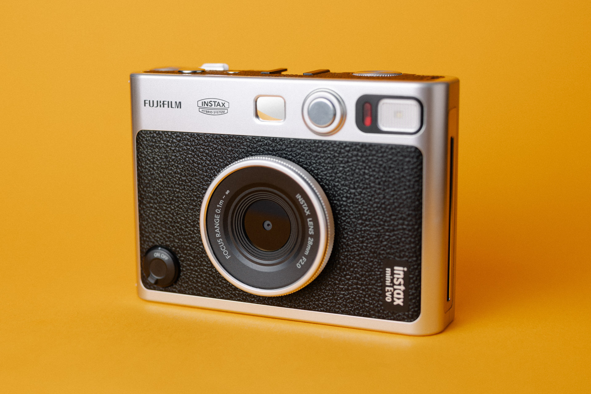 Testbericht zur Fujifilm Instax Mini Evo Sofortbildkamera