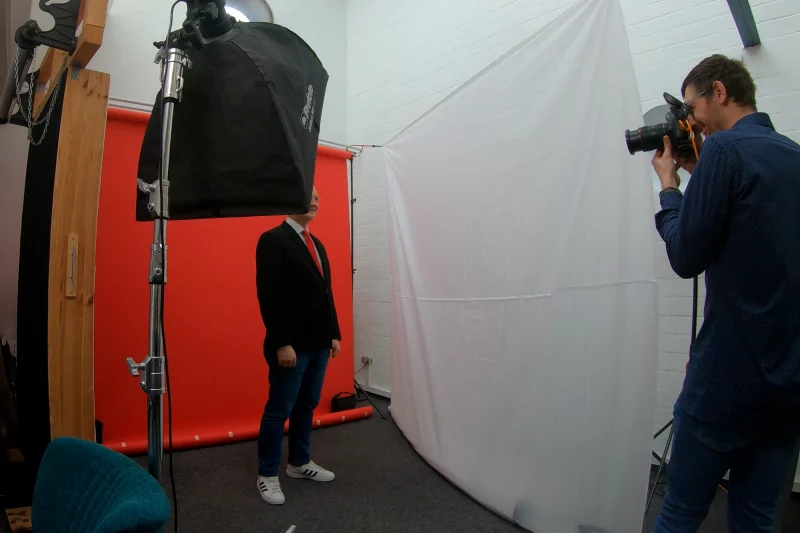 Behind the Scenes beim Fotoshoot für die Wahlplakate mit Alexander Mittag